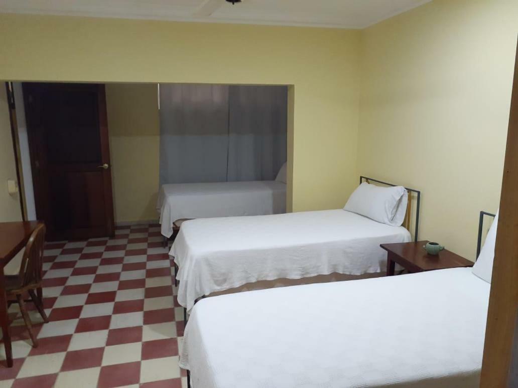 פוארטו פלטה Villa Carolina Bed And Breakfast מראה חיצוני תמונה